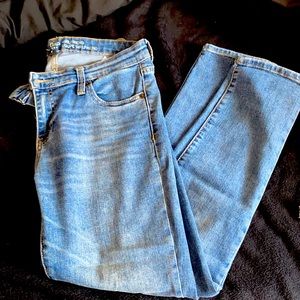 Girlfriend coupe jeans